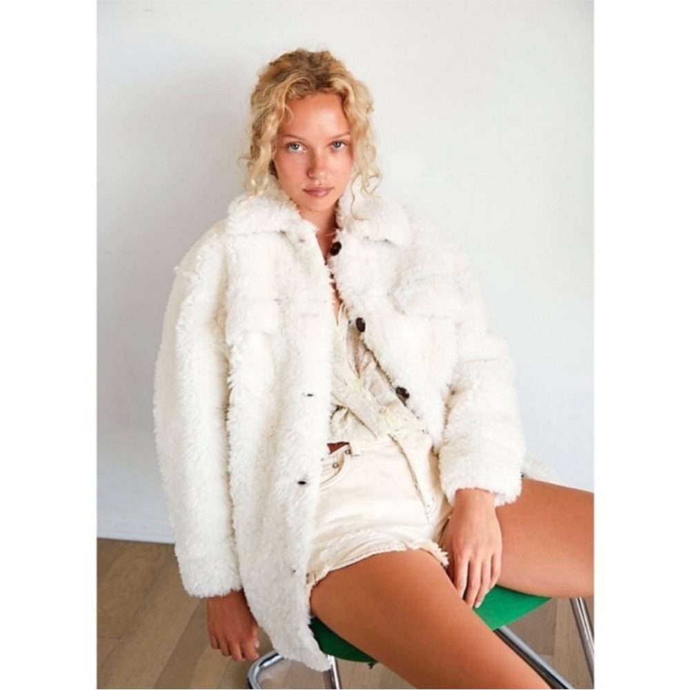 Free People Teddy Shirt Oversized White Jacket Size S